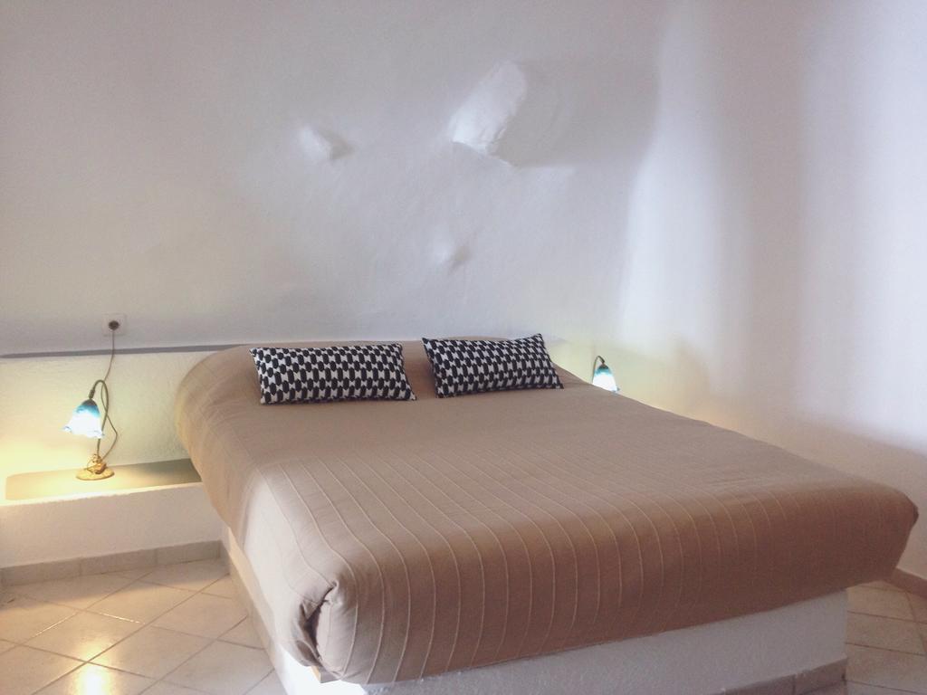 Altana Cliffside Villas Imerovigli (Santorini) Quarto foto